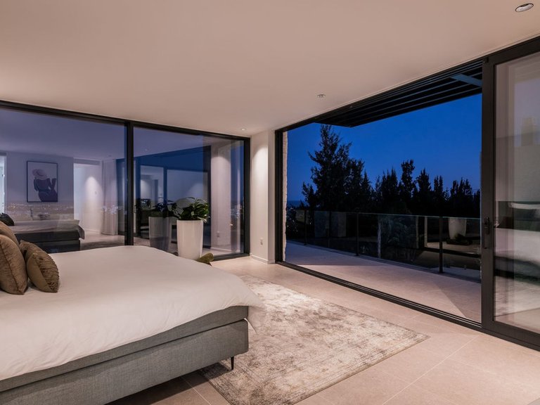Villa for Sale in Benahavís, Malaga 23