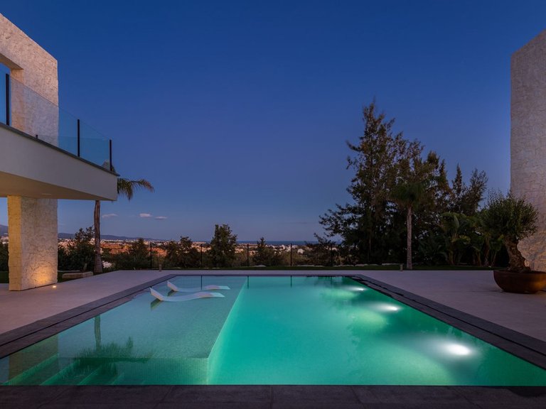 Villa for Sale in Benahavís, Malaga 28
