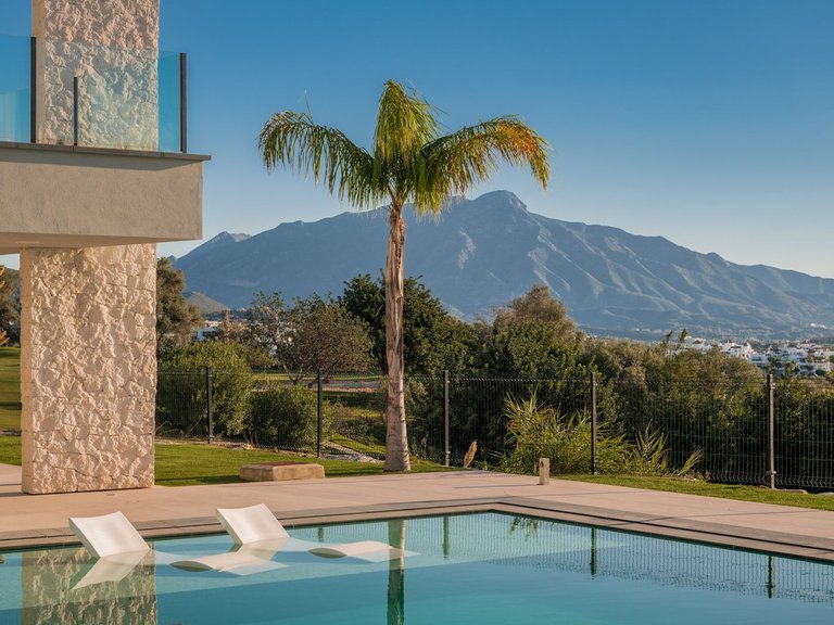 Villa for Sale in Benahavís, Malaga 4