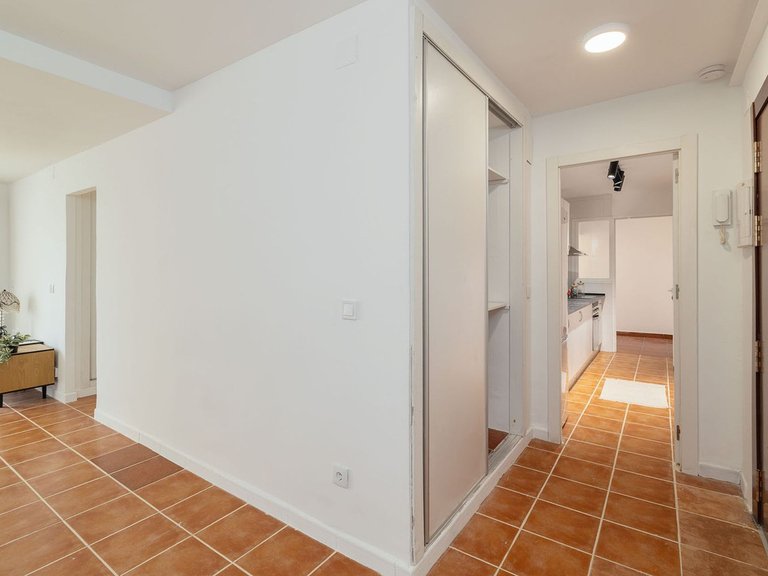 Apartment for Sale in San Pedro De Alcántara, Malaga 16