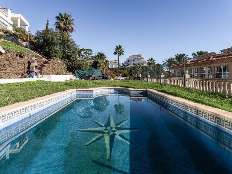Villa for Sale in El Faro, Malaga 23