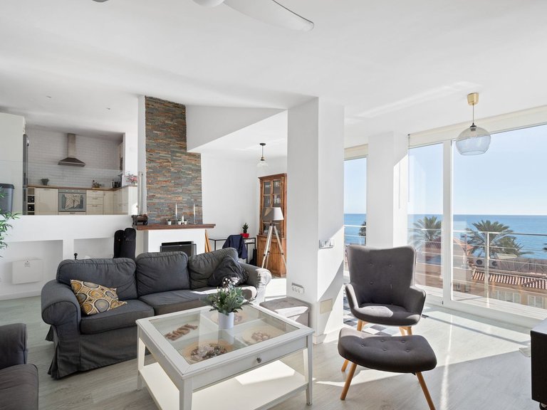 Villa for Sale in El Faro, Malaga 6