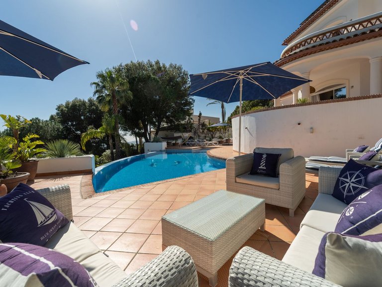 Villa for Sale in Valtocado, Malaga 14