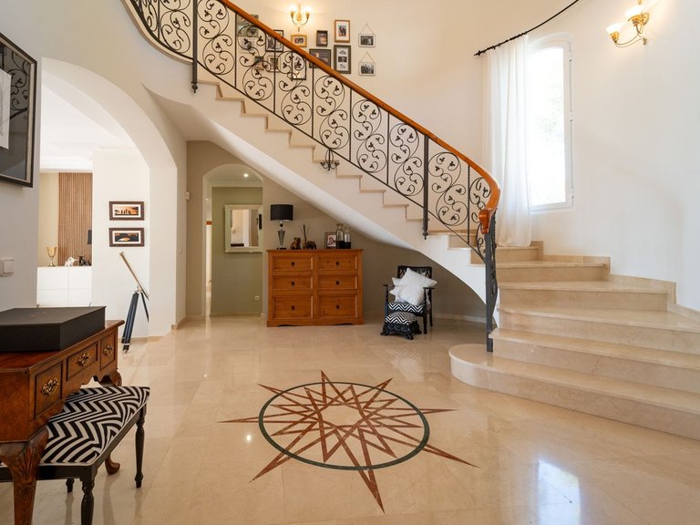 Villa for Sale in Valtocado, Malaga 16