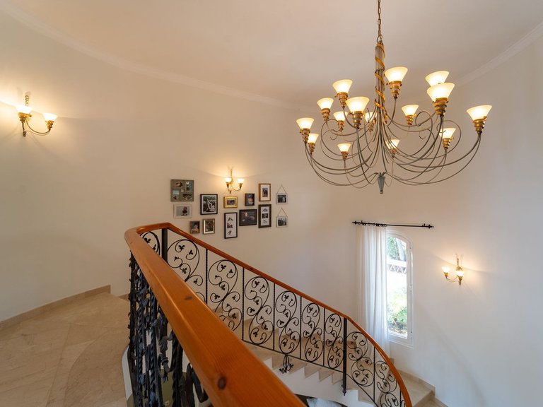 Villa for Sale in Valtocado, Malaga 17