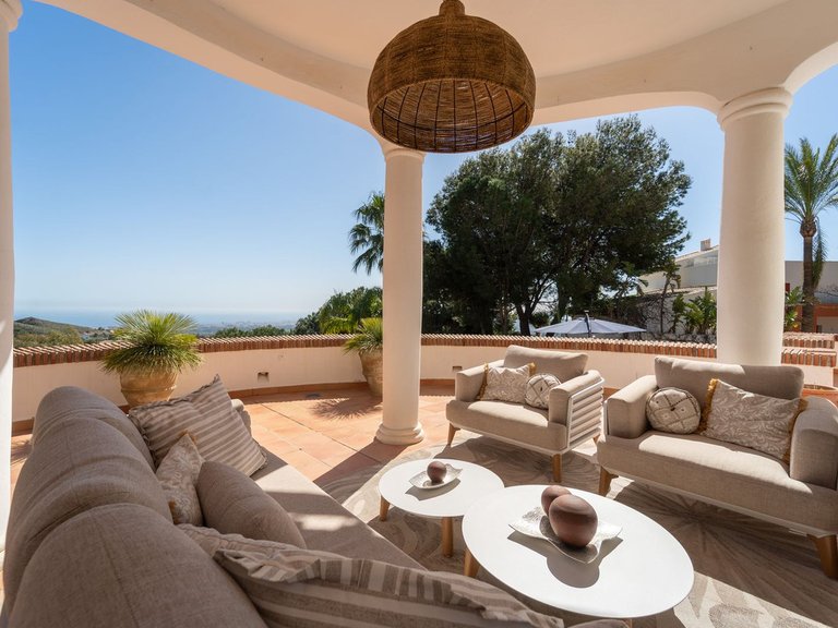 Villa for Sale in Valtocado, Malaga 25
