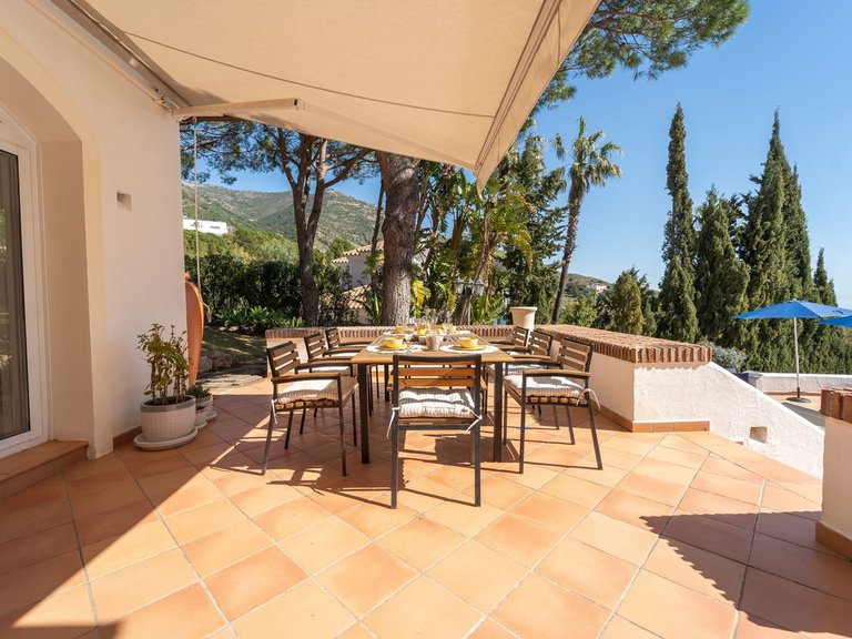 Villa for Sale in Valtocado, Malaga 37