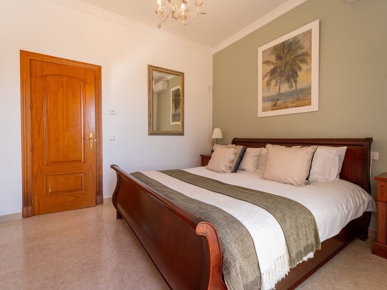 Villa for Sale in Valtocado, Malaga 57