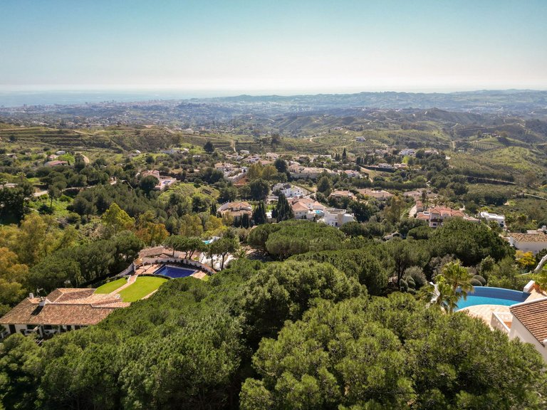 Villa for Sale in Valtocado, Malaga 77