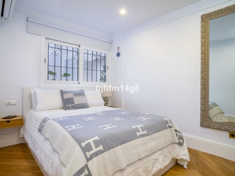Apartment for Sale in Nueva Andalucía, Malaga 13