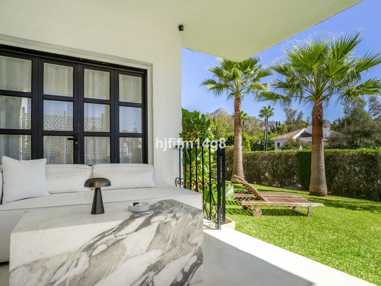 Apartment for Sale in Nueva Andalucía, Malaga 2