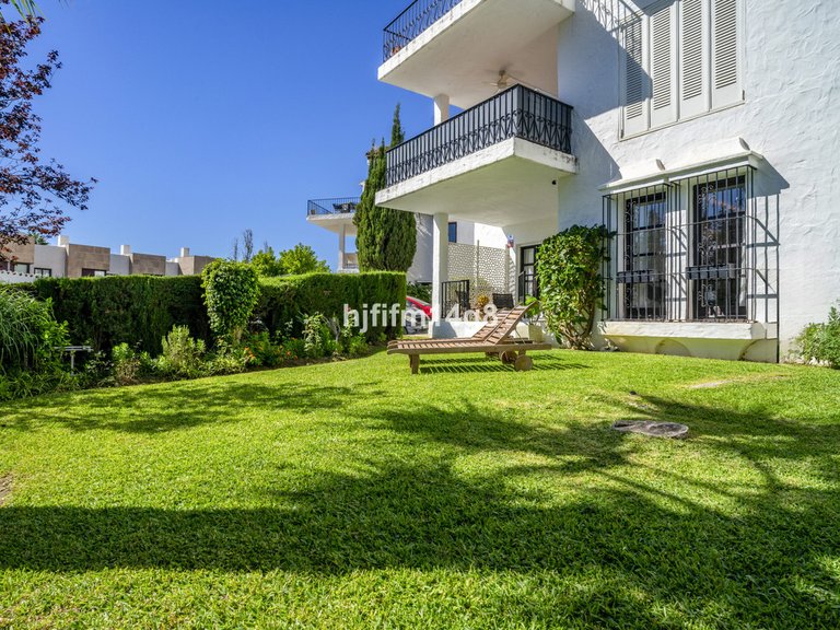 Apartment for Sale in Nueva Andalucía, Malaga 5