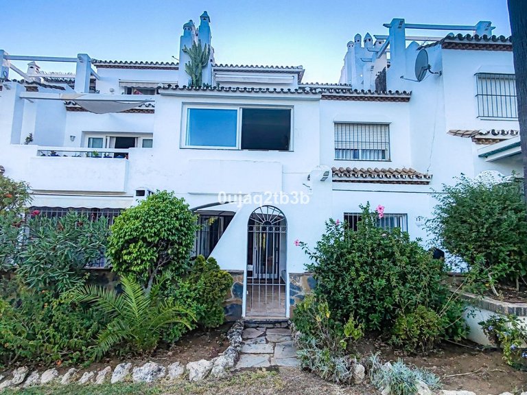 Apartment for Sale in Nagüeles, Malaga 2