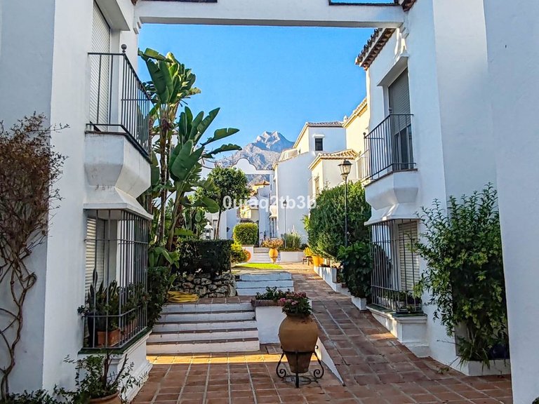 Apartment for Sale in Nagüeles, Malaga 45