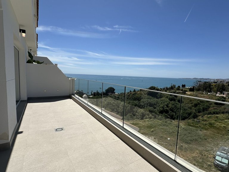 Villa for Sale in Torrequebrada, Malaga 21