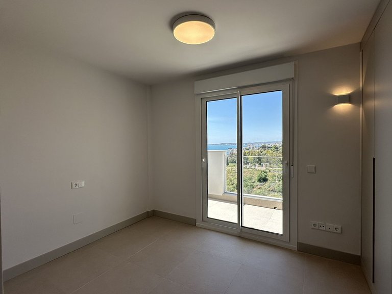 Villa for Sale in Torrequebrada, Malaga 38