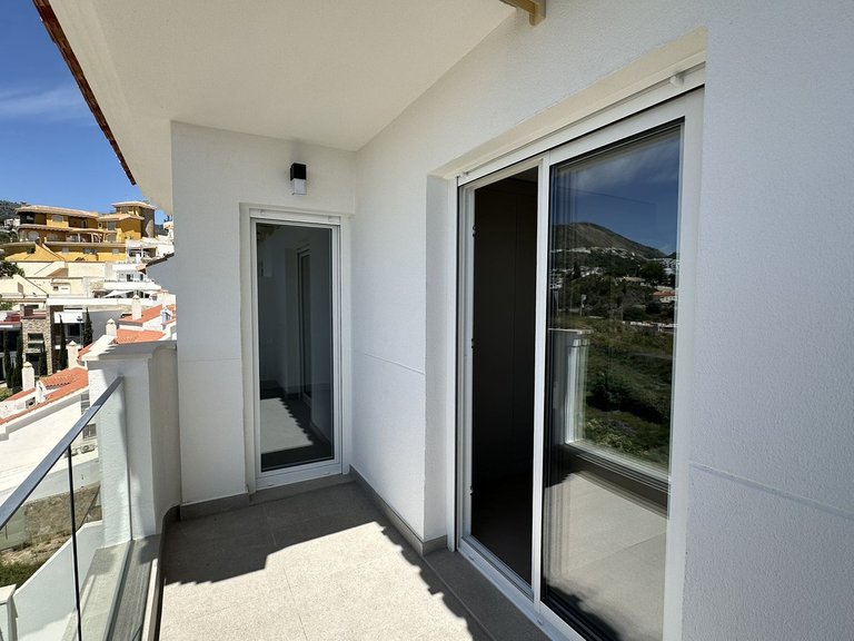 Villa for Sale in Torrequebrada, Malaga 45