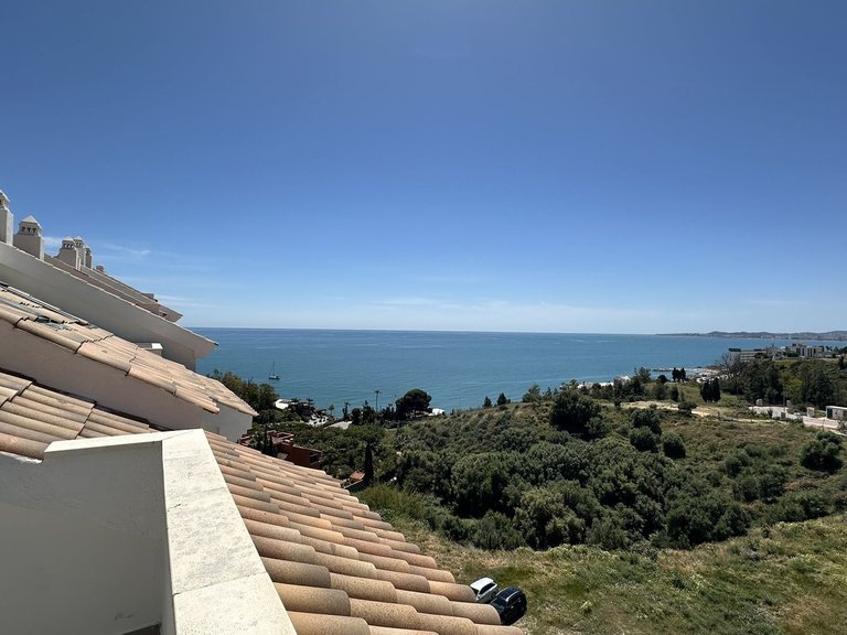 Villa for Sale in Torrequebrada, Malaga 82