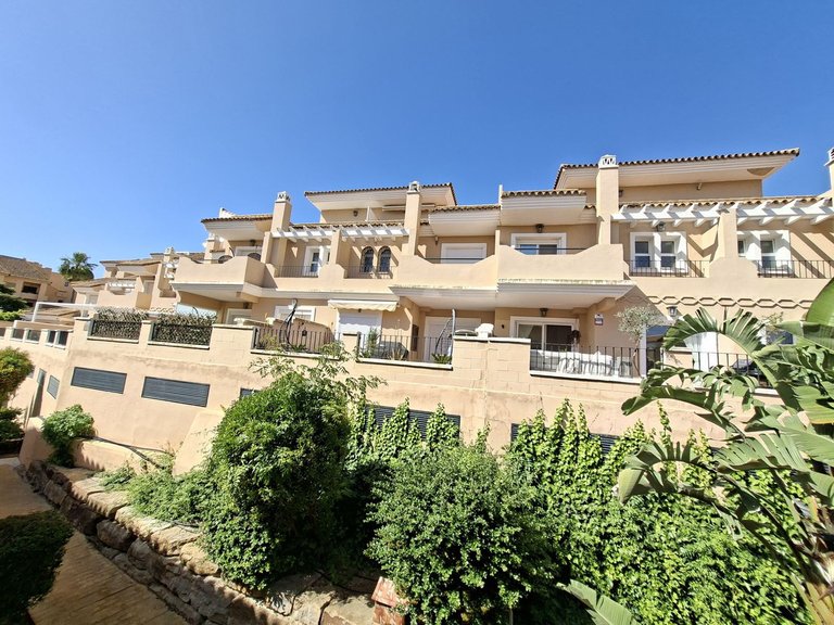 Villa for Sale in La Duquesa, Malaga 28