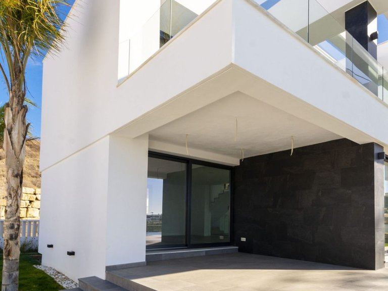 Villa for Sale in Málaga, Malaga 25