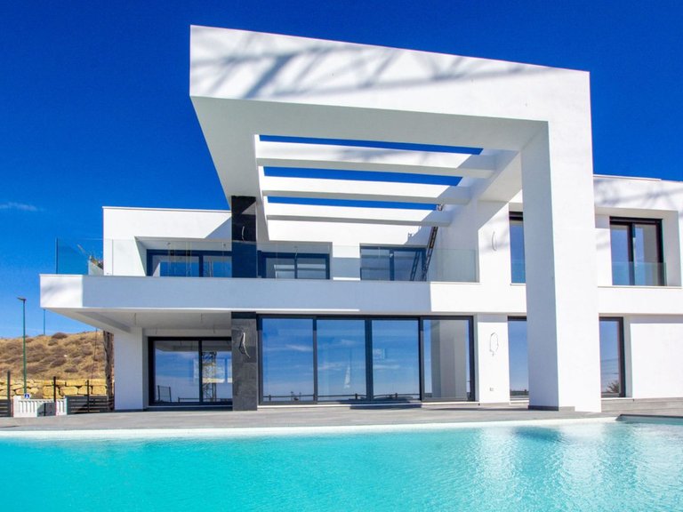 Villa for Sale in Málaga, Malaga 3