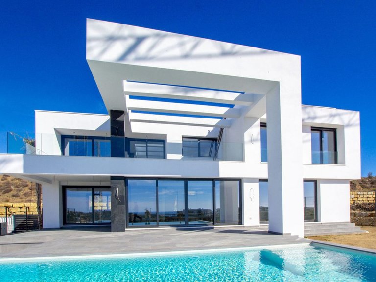 Villa for Sale in Málaga, Malaga 4