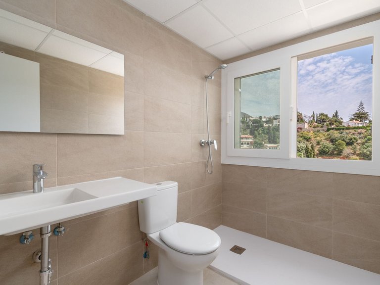 Apartment for Sale in Fuengirola, Malaga 19