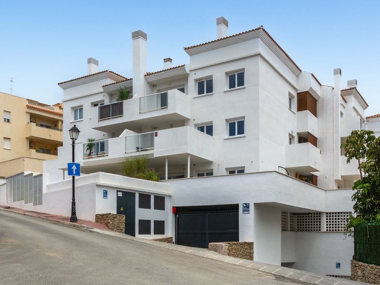 Apartment for Sale in Fuengirola, Malaga 2
