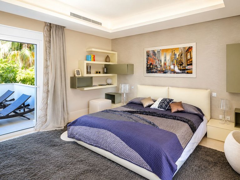 Villa for Sale in Marbella, Malaga 4