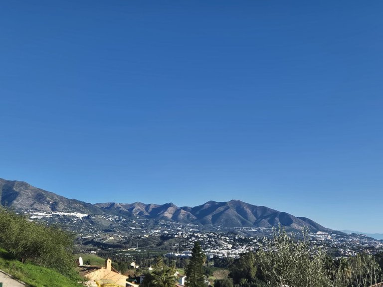 Villa for Sale in Cerros Del Aguila, Malaga 25