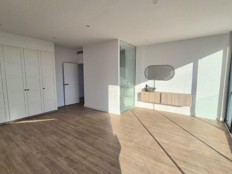 Villa for Sale in Cerros Del Aguila, Malaga 29