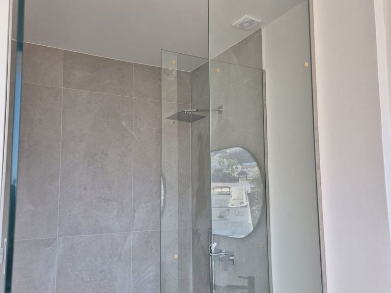 Villa for Sale in Cerros Del Aguila, Malaga 38
