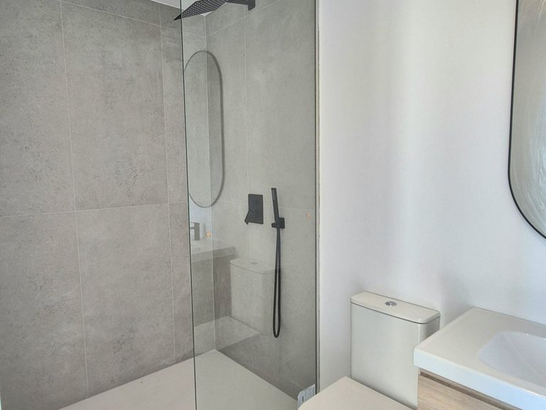 Villa for Sale in Cerros Del Aguila, Malaga 40
