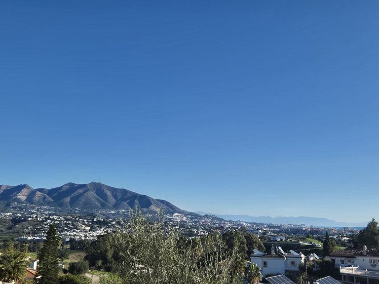 Villa for Sale in Cerros Del Aguila, Malaga 65