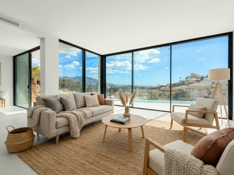 Villa for Sale in Cerros Del Aguila, Malaga 7