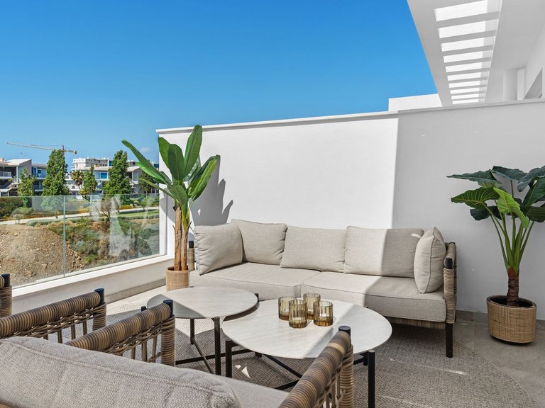 Apartment for Sale in Benalmadena, Malaga 10
