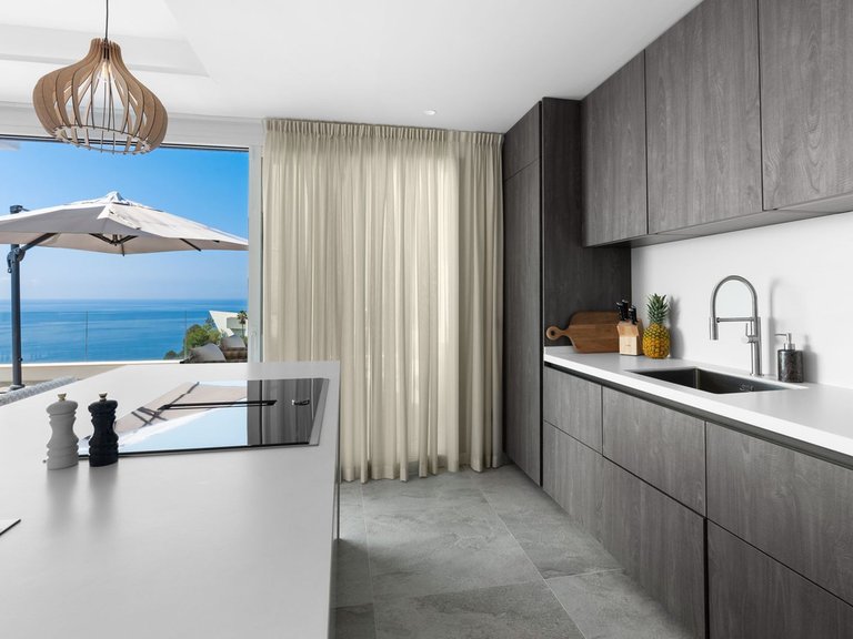 Apartment for Sale in Benalmadena, Malaga 6