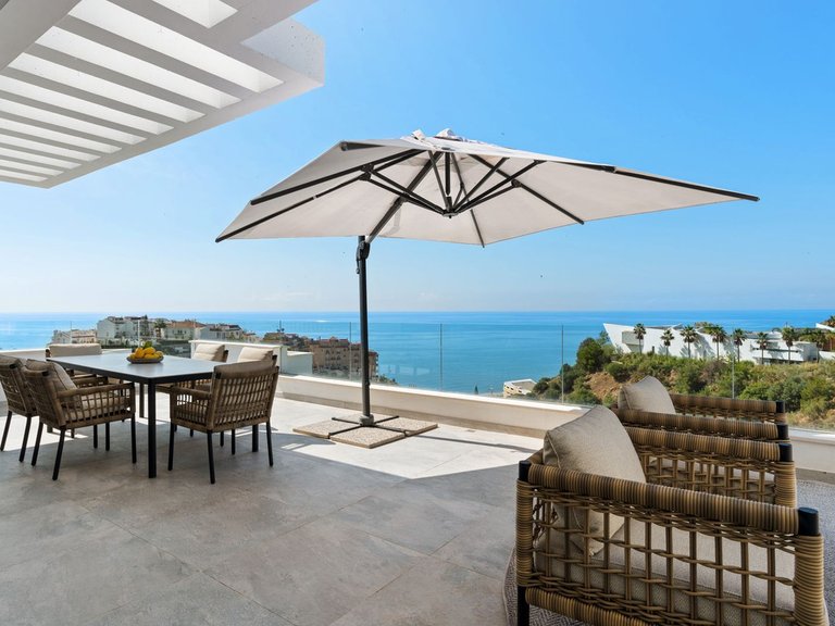 Apartment for Sale in Benalmadena, Malaga 9