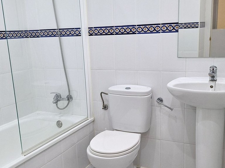 Apartment for Sale in Doña Julia, Malaga 17