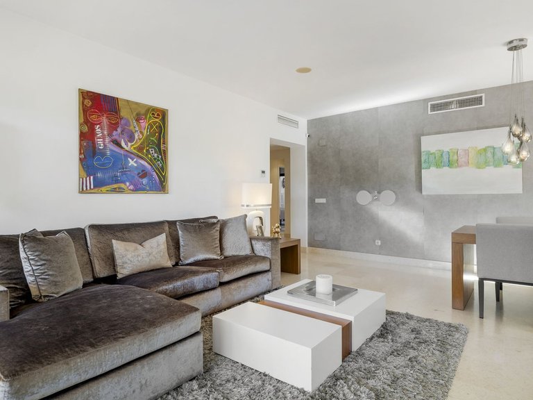 Apartment for Sale in Benahavís, Malaga 5