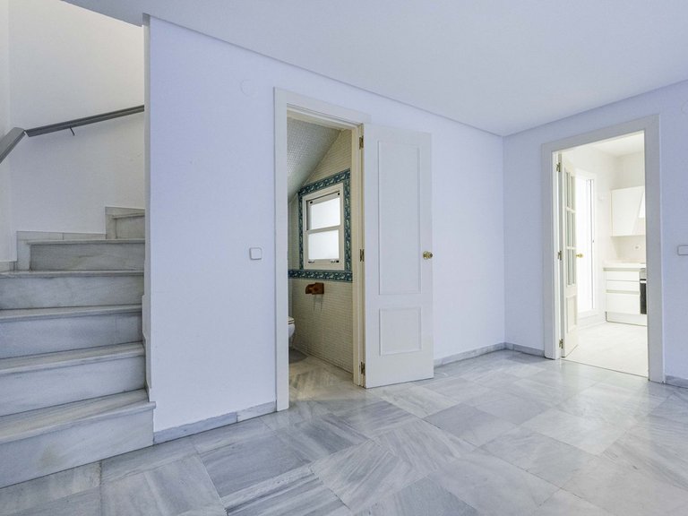 Apartment for Sale in Marbella, Malaga 16