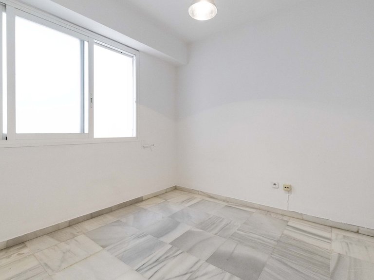 Apartment for Sale in Marbella, Malaga 32