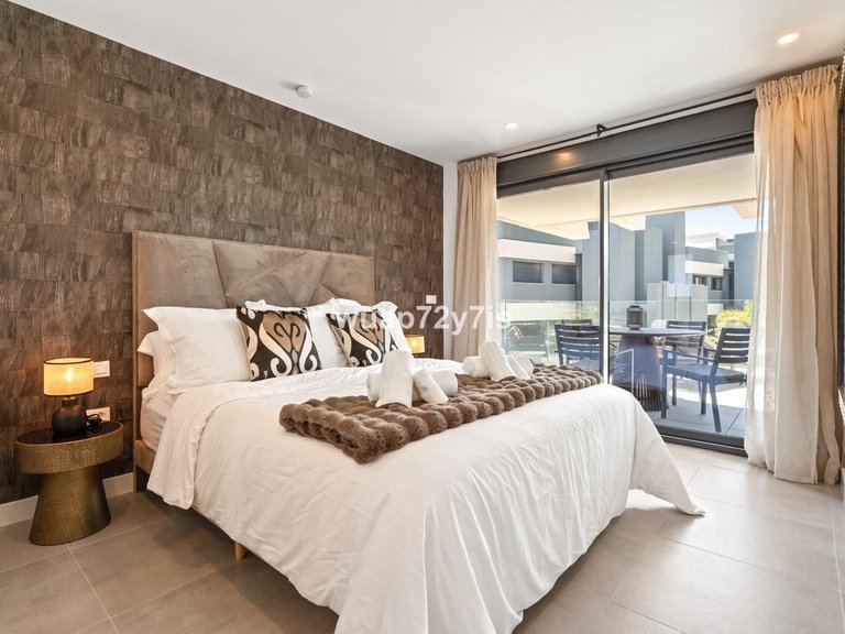 Apartment for Sale in Estepona, Malaga 14