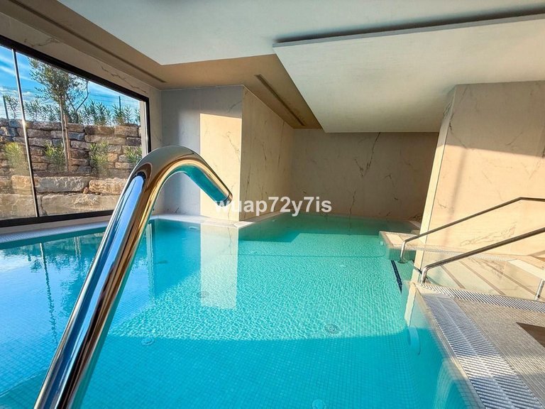 Apartment for Sale in Estepona, Malaga 16
