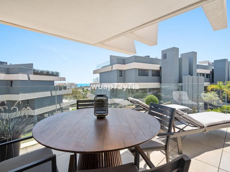 Apartment for Sale in Estepona, Malaga 8