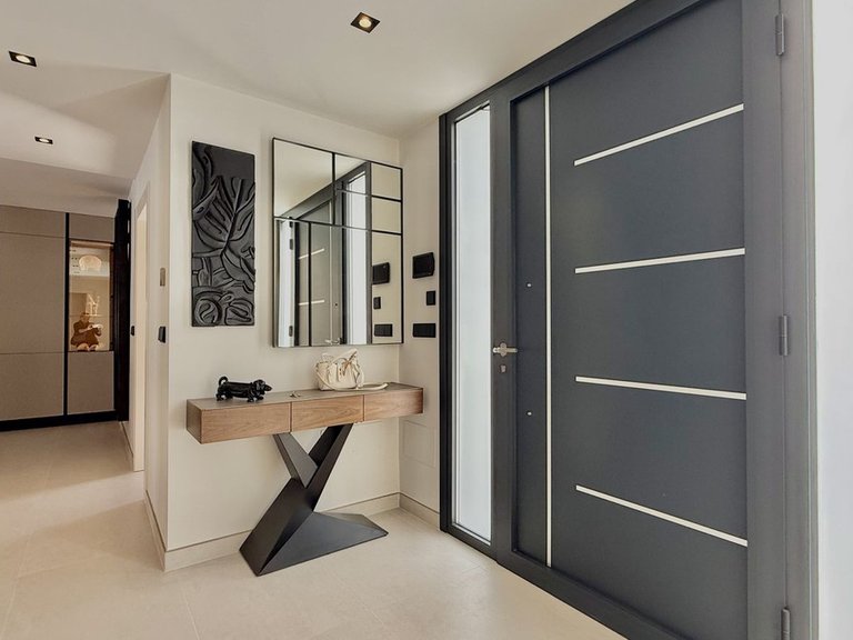 Villa for Sale in Nueva Andalucía, Malaga 13