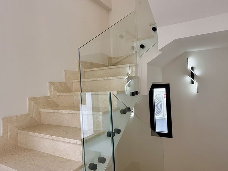 Villa for Sale in Nueva Andalucía, Malaga 14