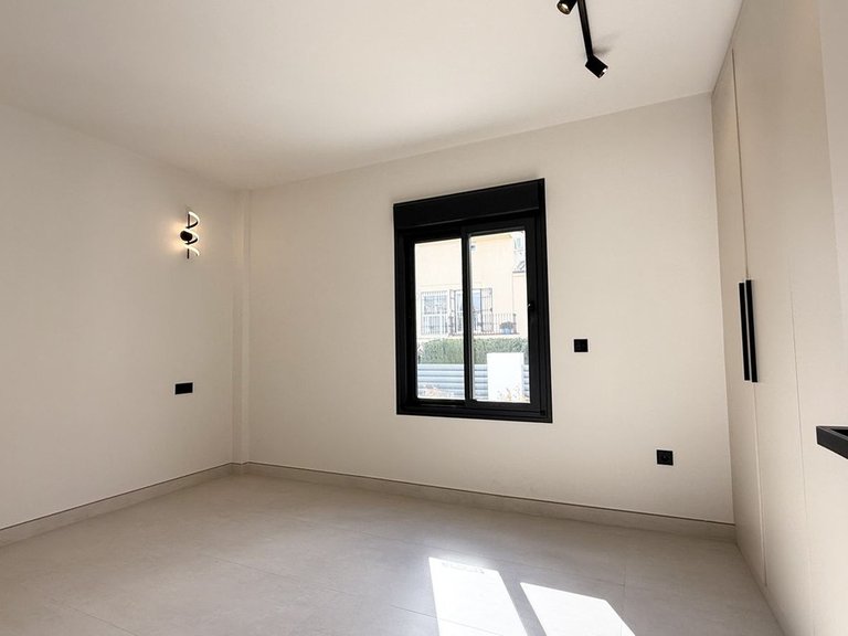 Villa for Sale in Nueva Andalucía, Malaga 15