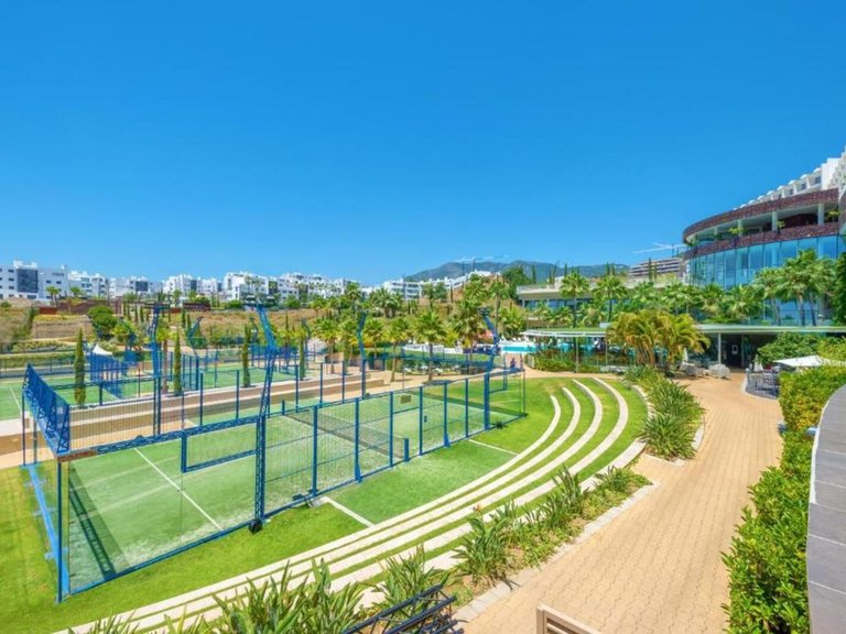 Apartment for Sale in Fuengirola, Malaga 36