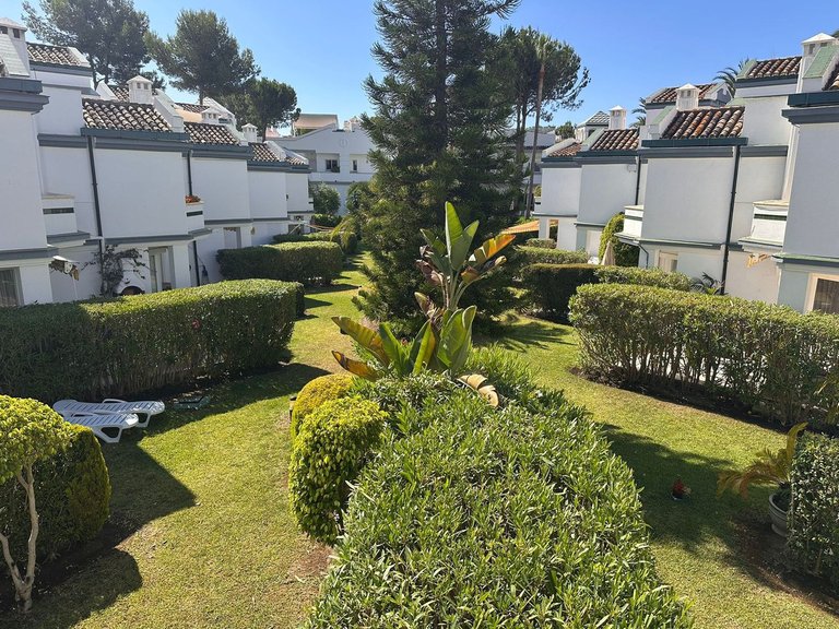 Apartment for Sale in New Golden Mile, Malaga 14